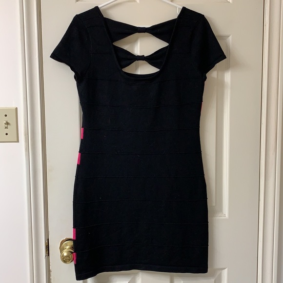 🌷3 for$20🌷Pink Rose, US M, Black & Pink Stripe Short Sleeve Bow Cut Out Dress - Picture 3 of 8